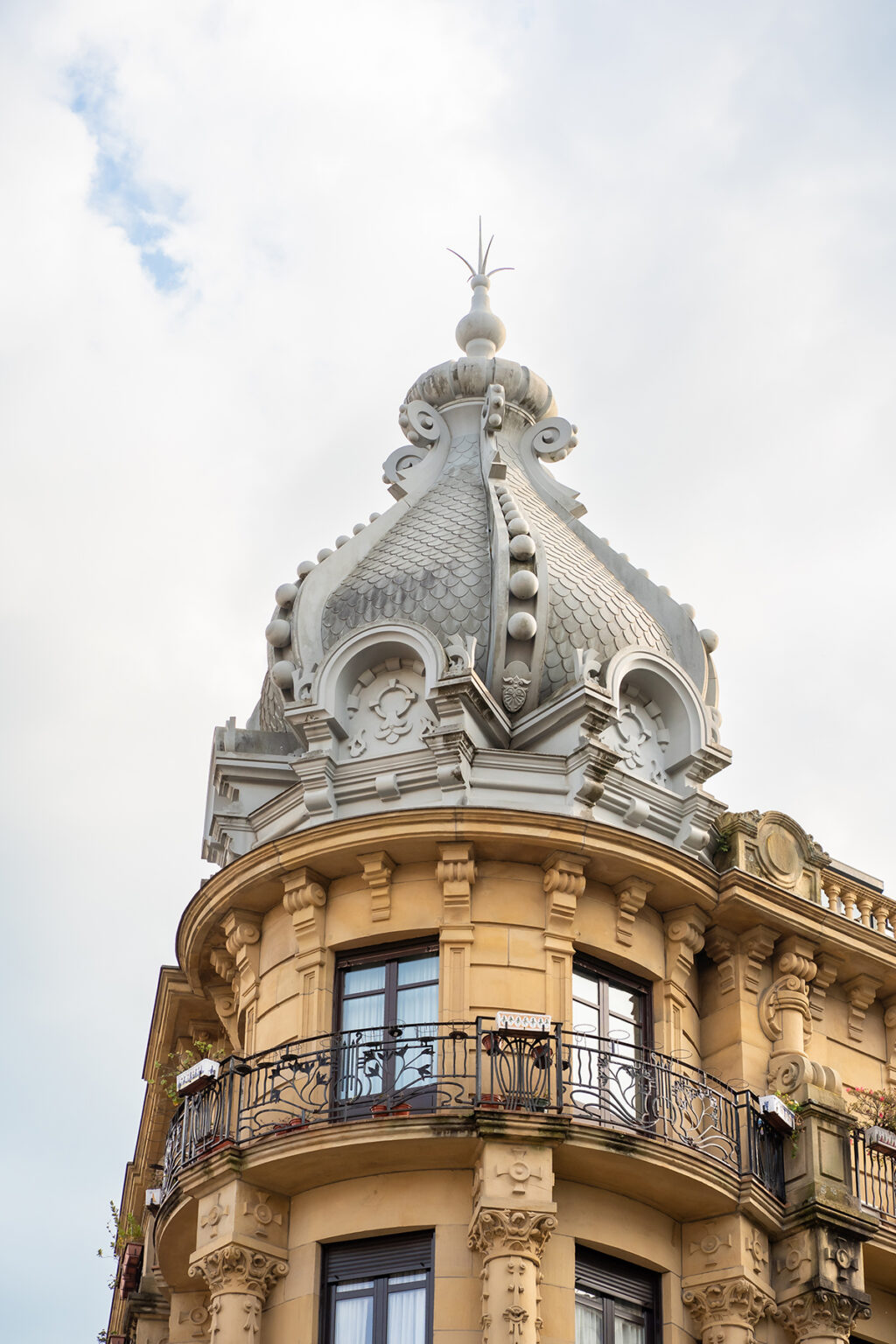 cupula-edificio-donosti Cúpula de edificio de Donosti