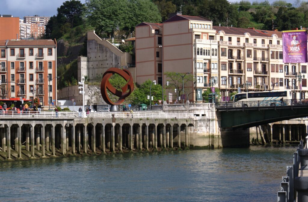 escultura-oteiza-bilbao